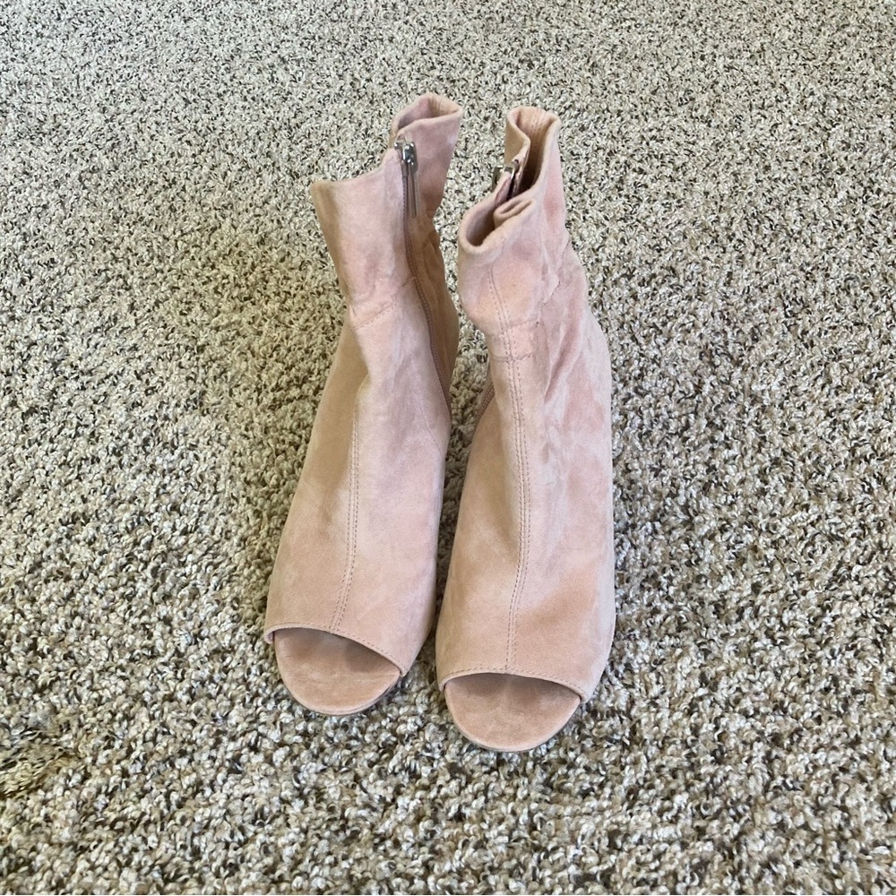 Vince Camuto Blush Addiena Smocked Cone-Heel Booties